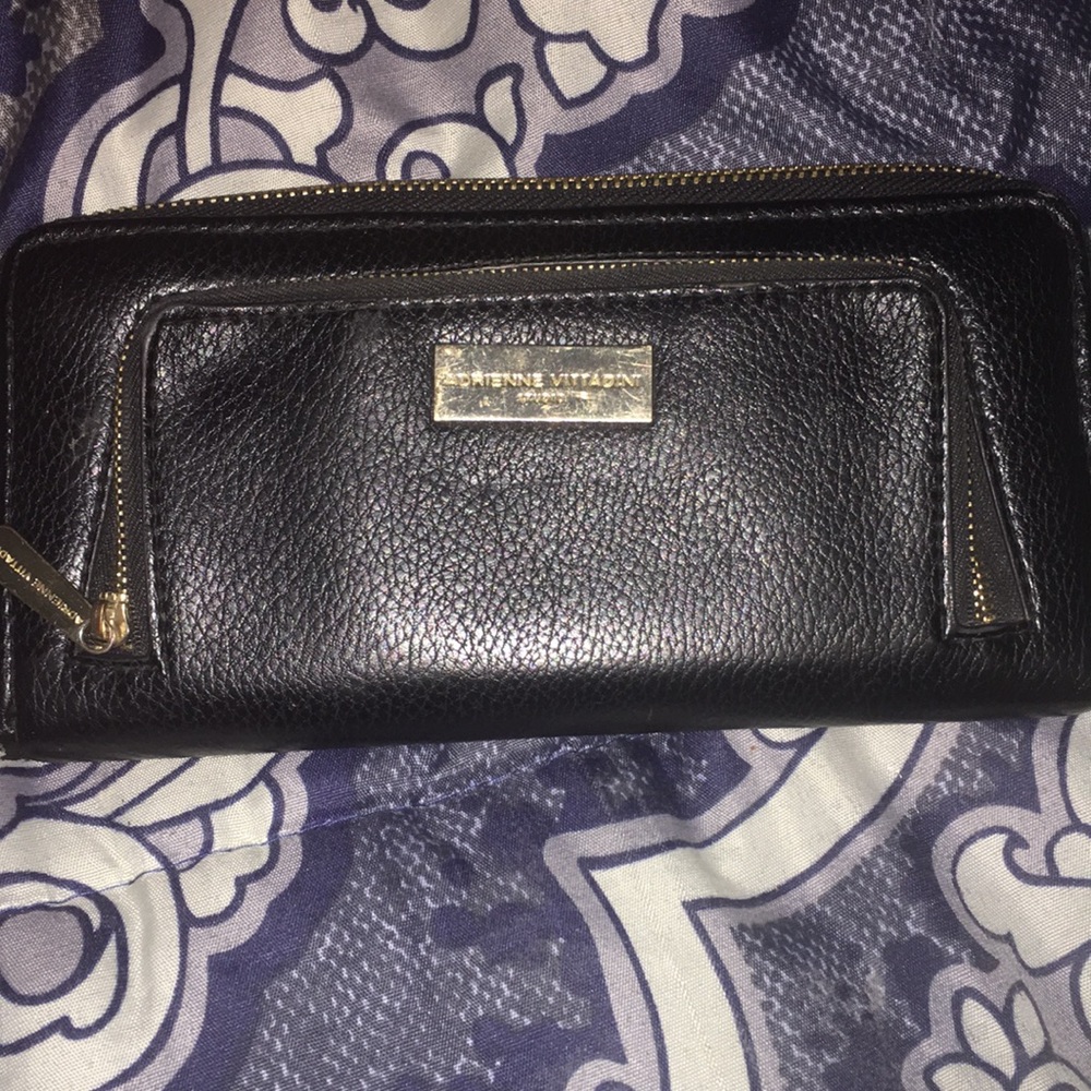 Adrienne Vittadini Wallet